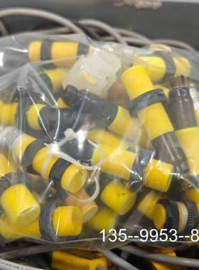 原装正品Turck原装接近开关，黄色，黑色接头，，价格详谈