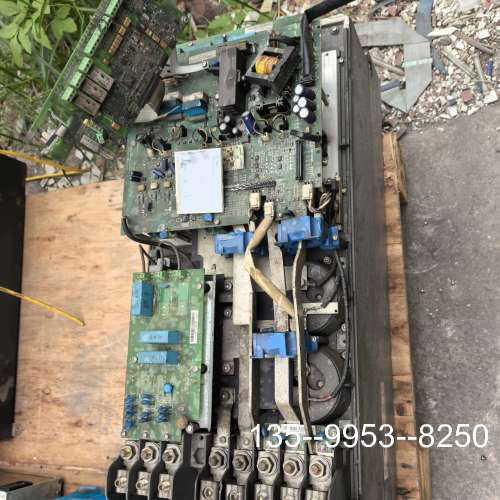 原装正品ABB变频器ACS510-01-124A-4，55KW功率，价格详谈