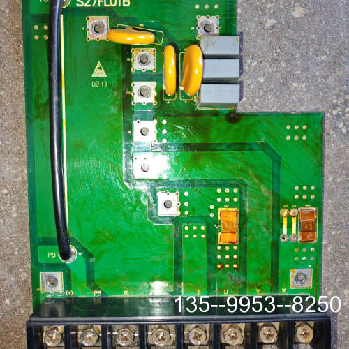 原装正品众辰NZ200T变频器主回路端子板S27FL01B，22KW价格详谈