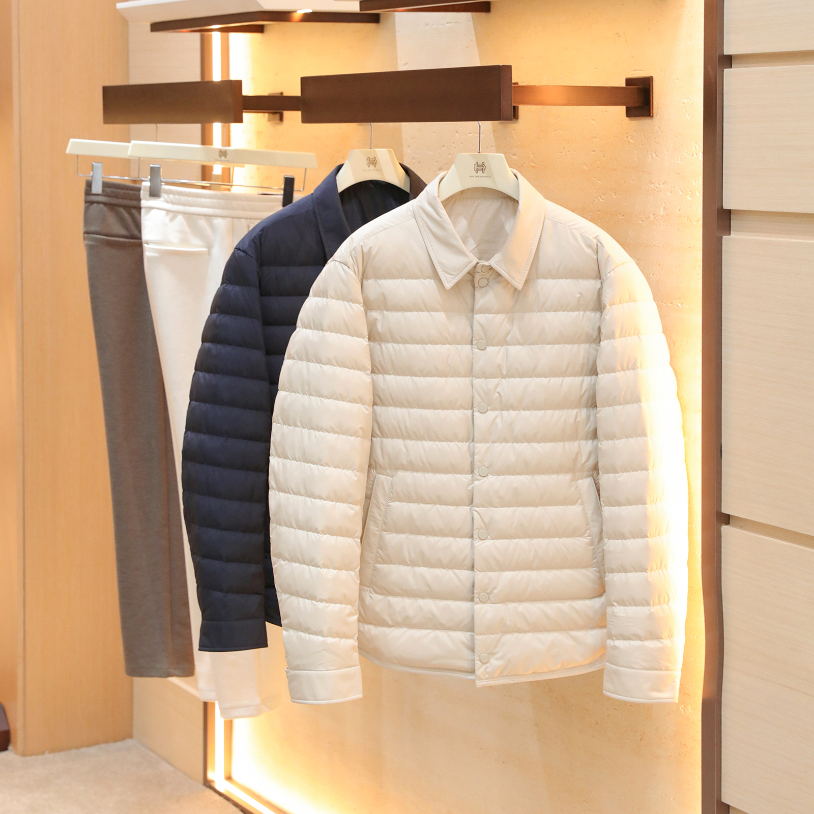 城市通勤2025秋冬户外轻量透气90白鹅绒排骨内胆三防羽绒服男1550