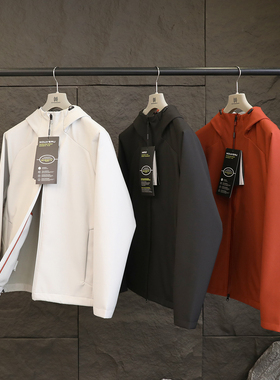 城市机能风2025春秋新款男户外休闲加绒纯色软壳冲锋夹克外套9631