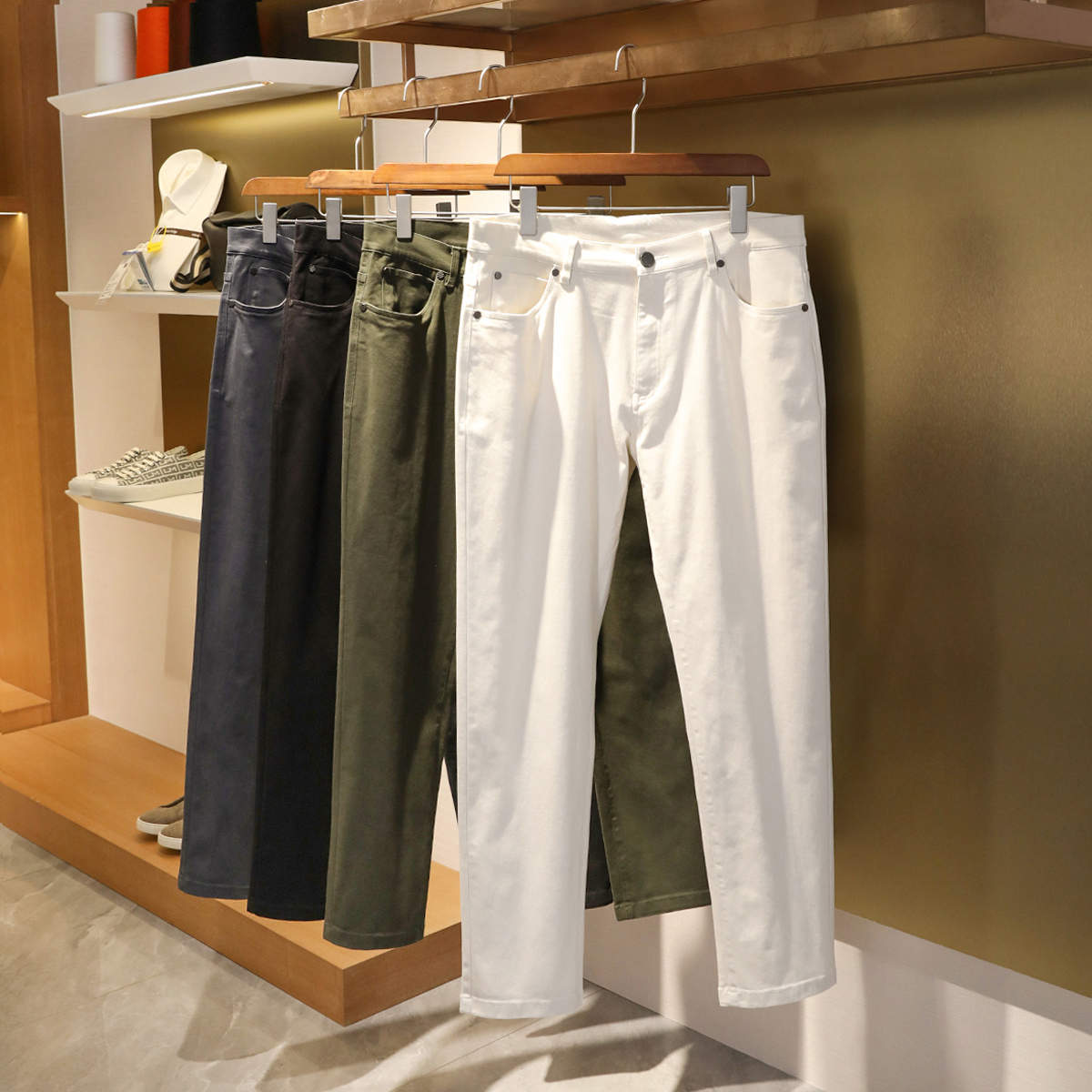 意式奢华2025春季新款男城市户外休闲轻奢莱赛尔棉混纺牛仔裤9807