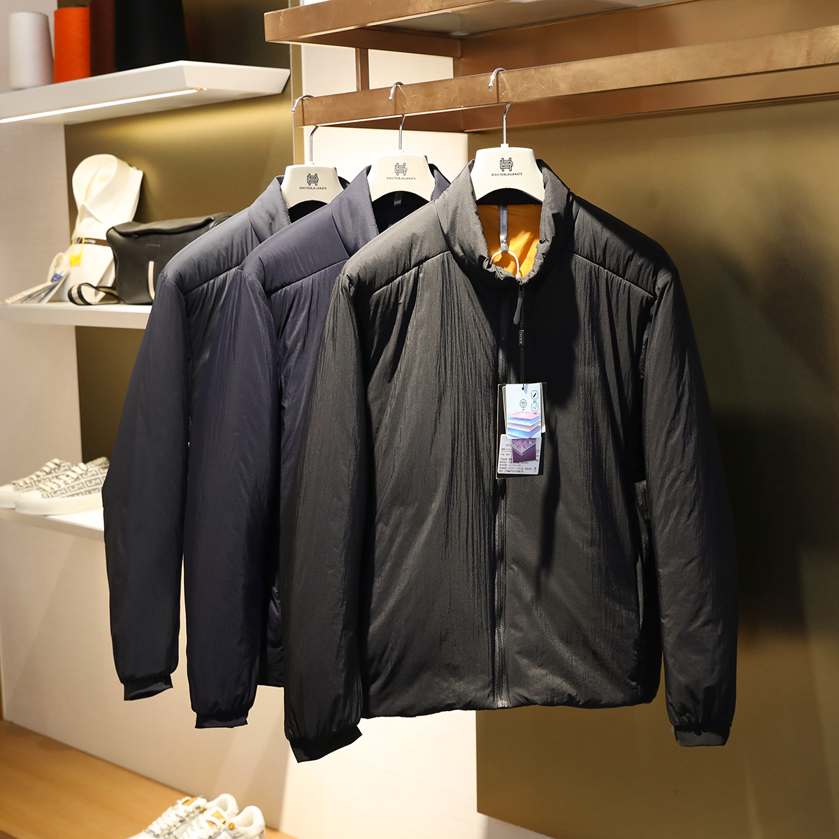 城市机能户外运动2024秋冬季新款男士轻量级三防保暖立领棉服9674