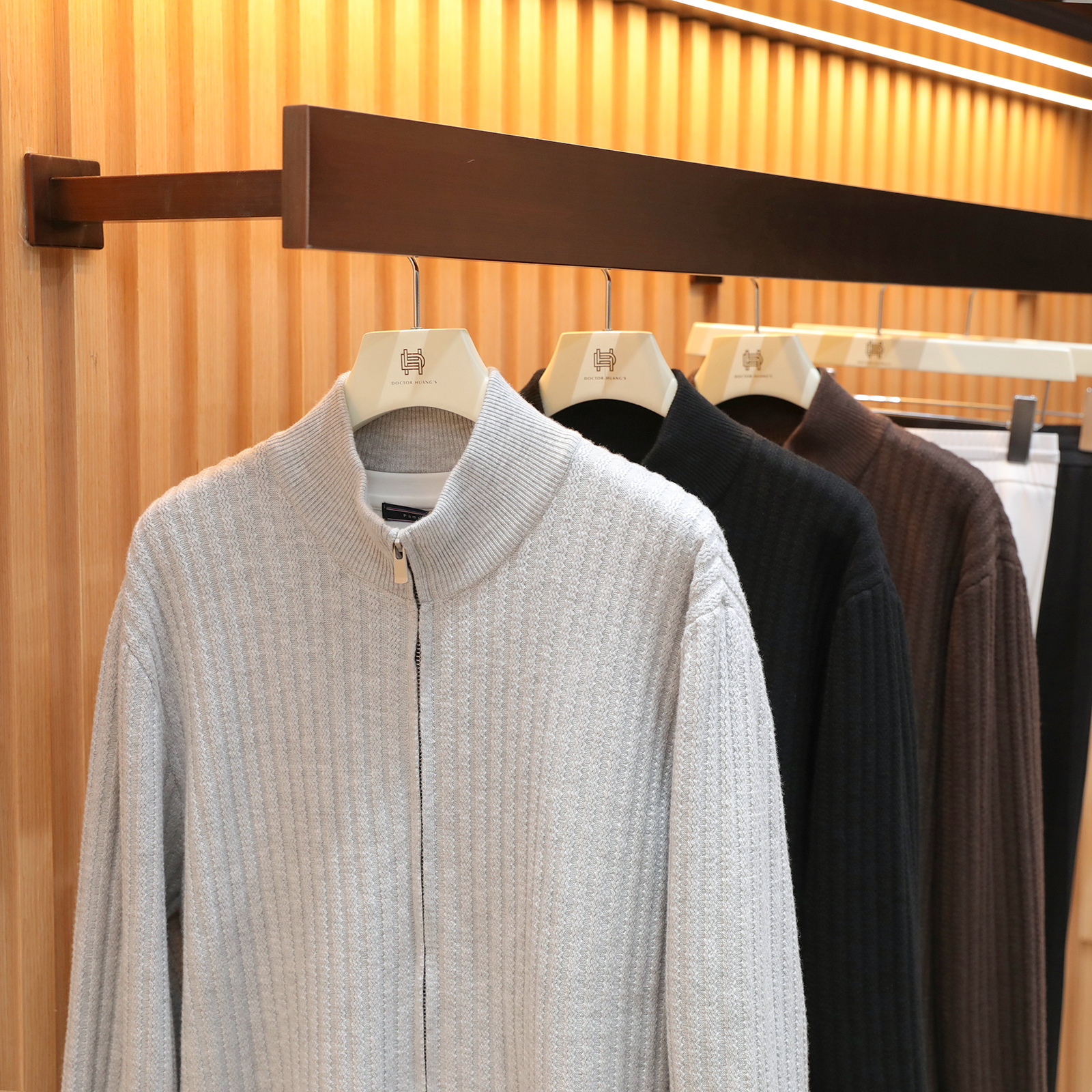 2025秋季新款男士高端含羊毛桑蚕丝混纺提花立领针织开衫外套1356