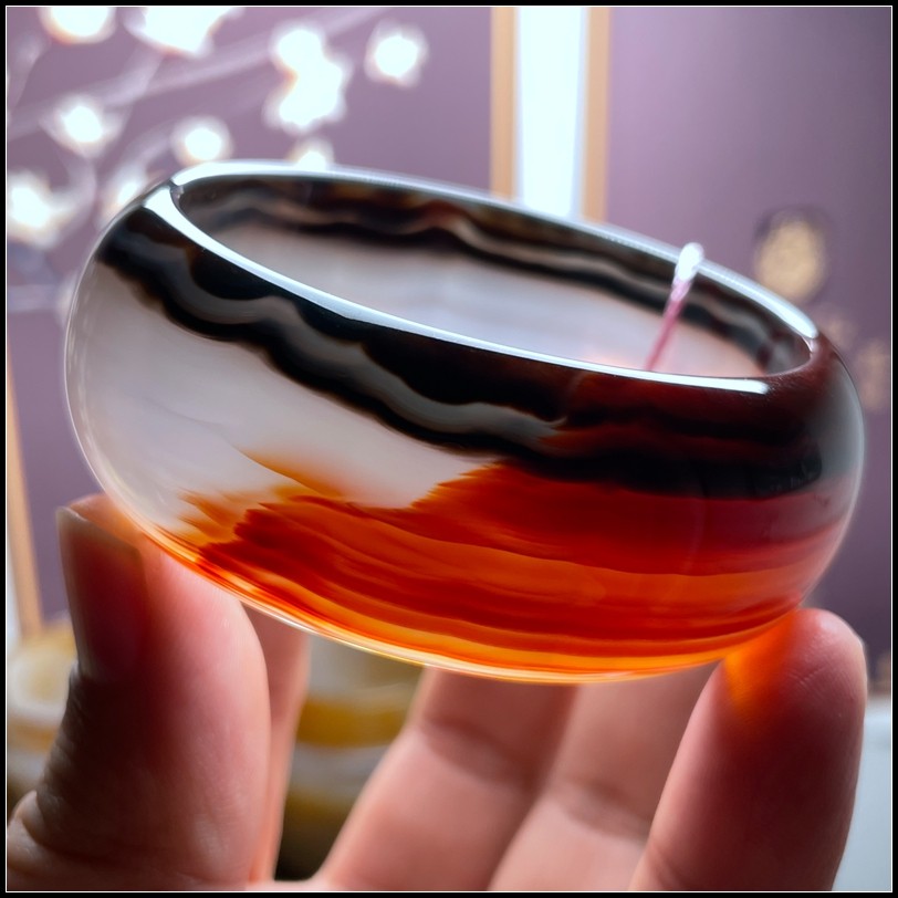 纯天然精品高冰黑红撞色老坑玛瑙手镯口径57mm包邮