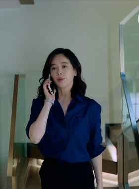 真心英雄卢悦左小青同款春秋克莱因蓝基础款宽松休闲百搭衬衫女