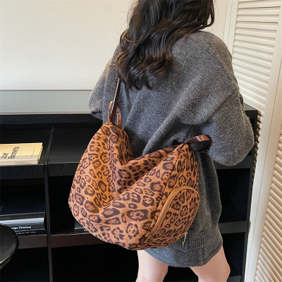 豹纹新款韩版百搭双肩背包