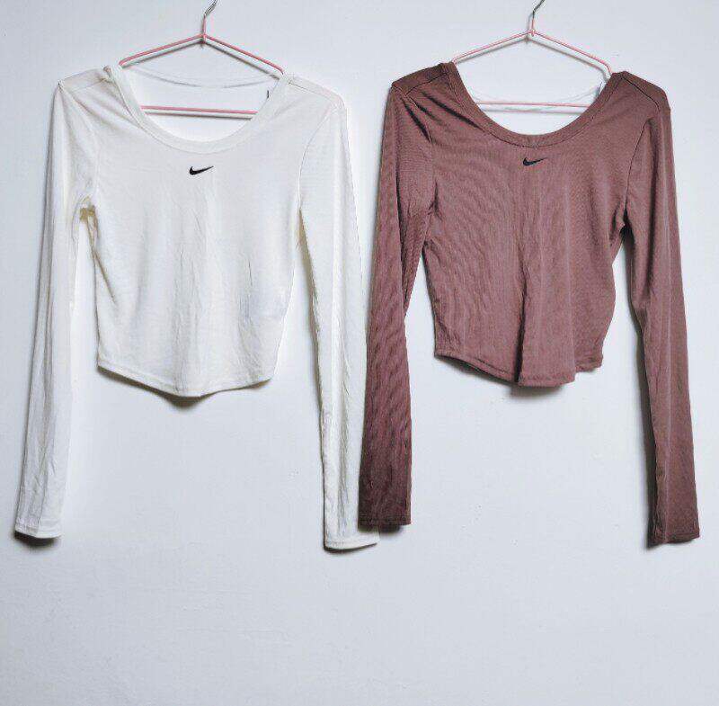 NIKE耐克奥莱正品女运动休闲紧身大圆领低背长袖T恤FN3662-133