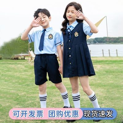 小学生校服夏季毕业照六