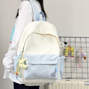 小清新书包女生小学生可爱轻便双肩包女初中生高中生大学女孩背包