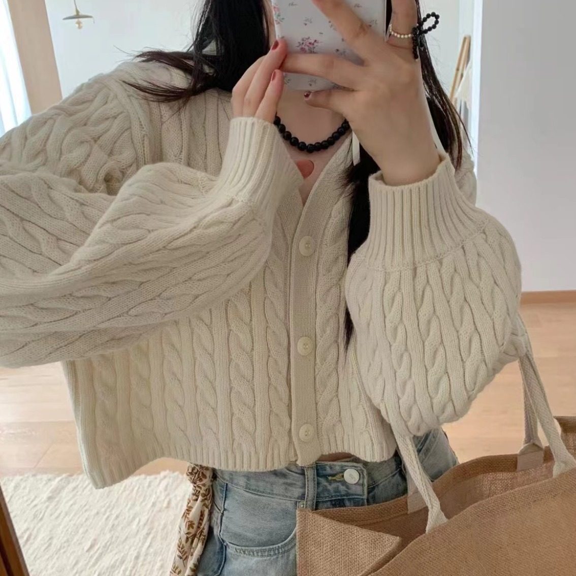 韩系设计感简约麻花短款高腰针织开衫女春秋新款小个子灯笼袖毛衣,女装/女士精品,毛衣,淘宝优惠券,粉丝福利购,淘宝优惠卷