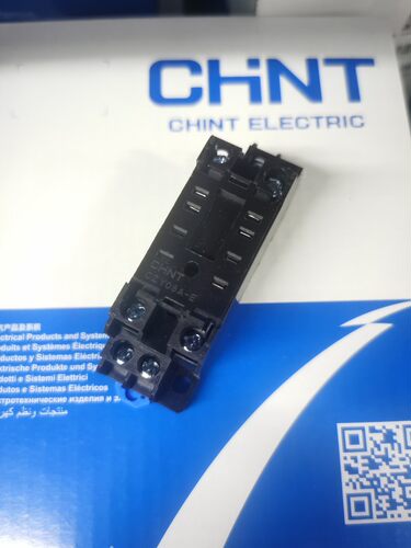 正泰 中间继电器底座CZY08A-E带手指安全防护与JZX-22F/2ZHH52P配