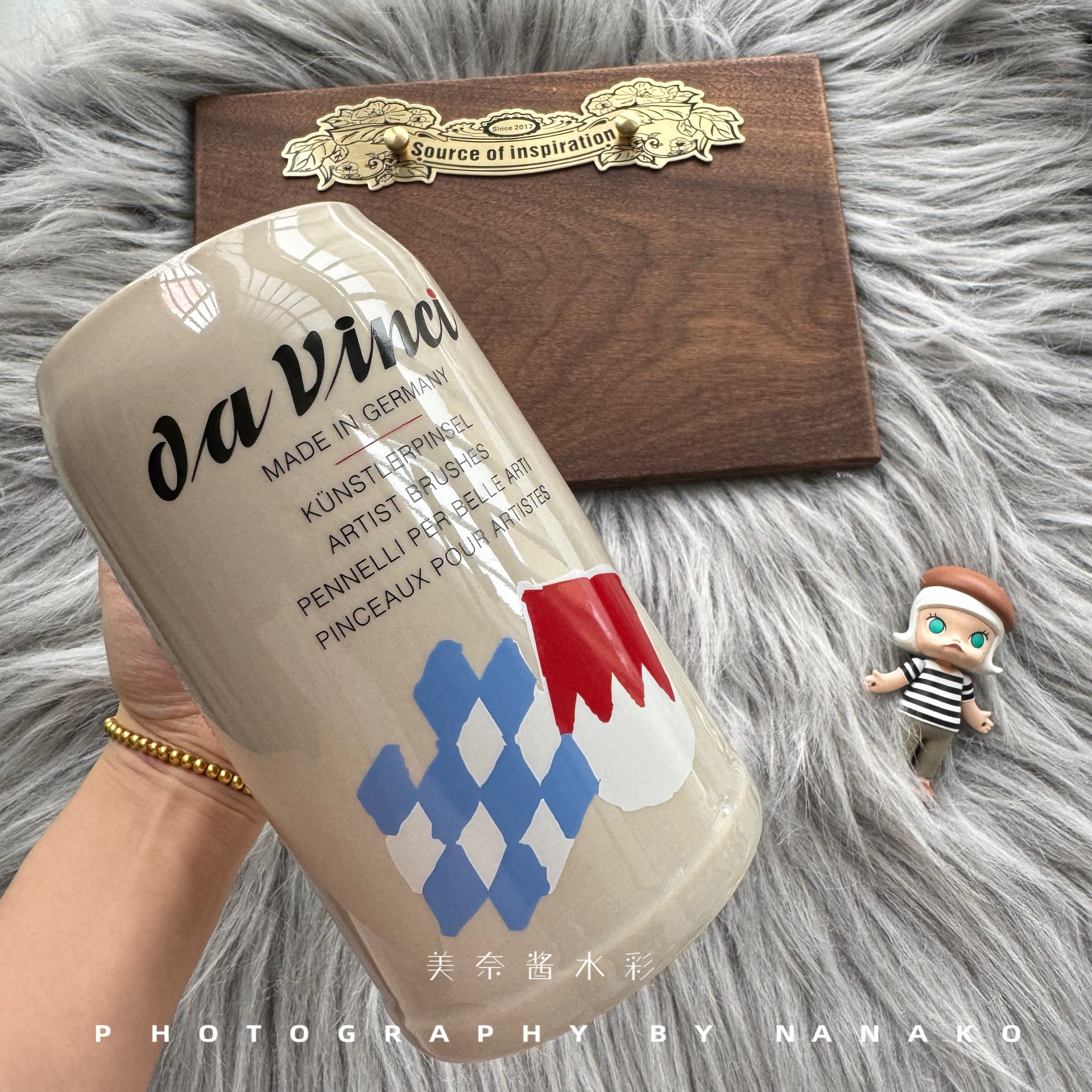 清仓巨折德国达芬奇啤酒杯造型洗笔桶笔洗笔筒