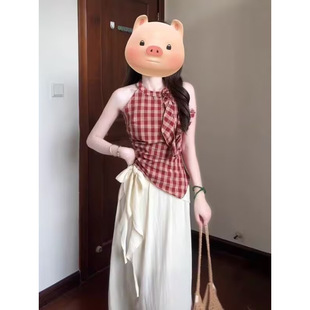 韩式不规则挂脖吊带套装女夏新款红格子背心上衣杏色半身裙两件套
