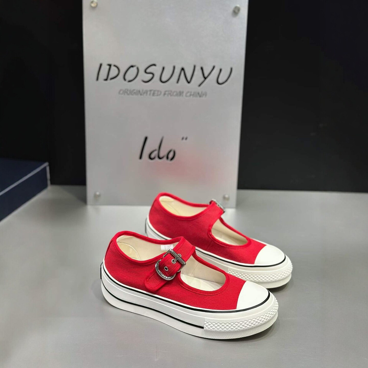 idosunyu2026巨好看的鞋子搭配裙子厚底玛丽珍鞋帆布鞋女透气百搭