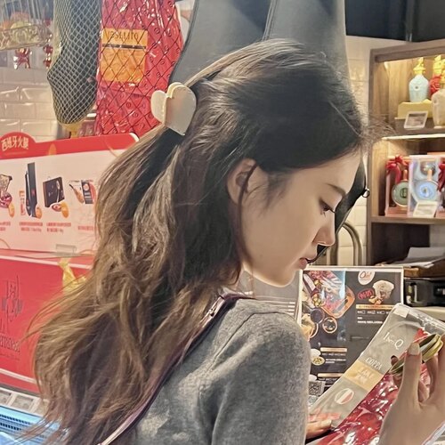 超闪bingbing纯黑色镶钻爱心抓夹