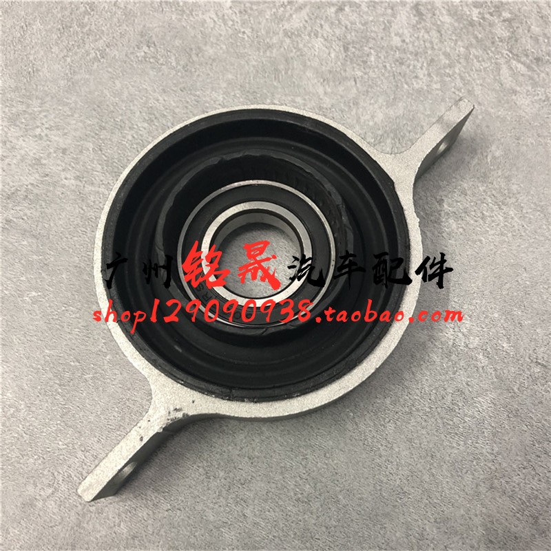 适用宝马3系E90E84X1E87传动轴轴承318 320 325 330过桥轴承120il