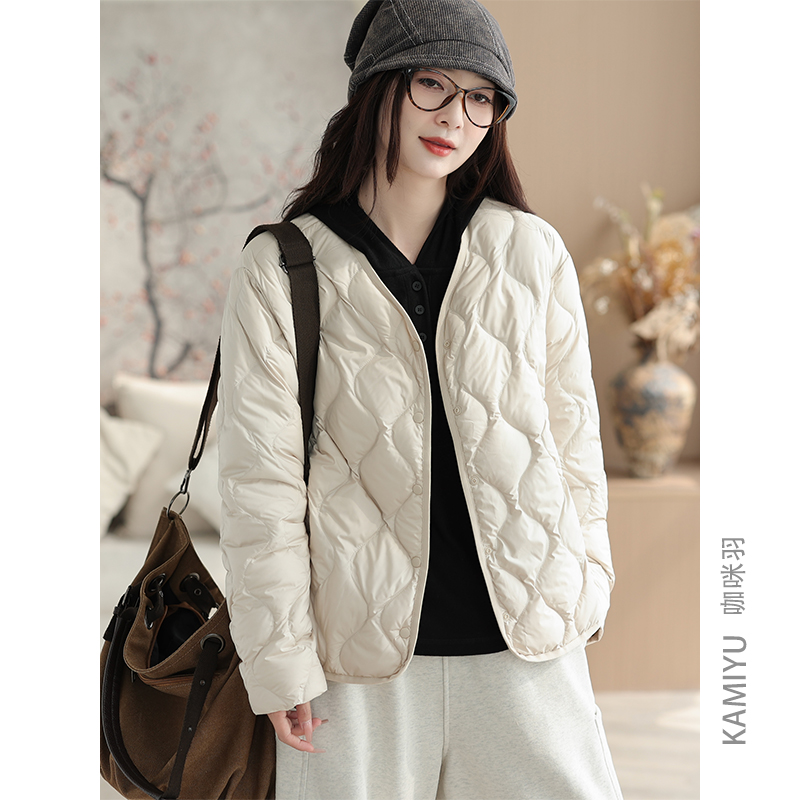 咖咪羽90白鸭绒秋冬新款羽绒服女轻薄时尚菱形格黑色百搭女款外套