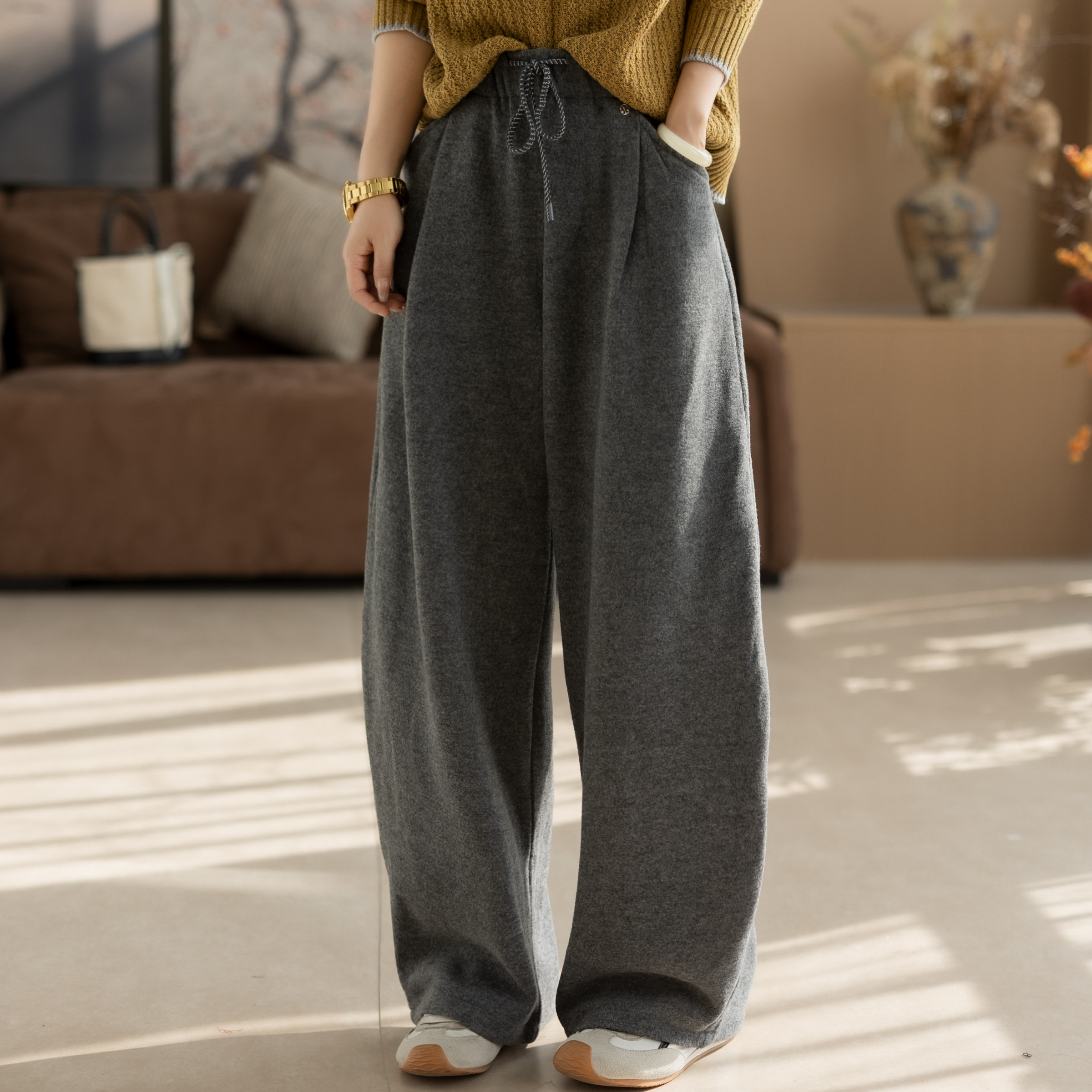咖咪羽休闲裤女秋冬新款加绒加厚宽松复古阔腿裤高腰流行女装裤子