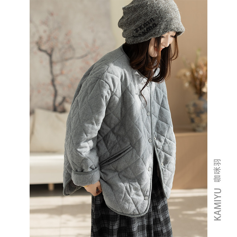 咖咪羽棉服女秋冬新款50%羊毛圆领宽松女士纯色通勤流行女款上衣