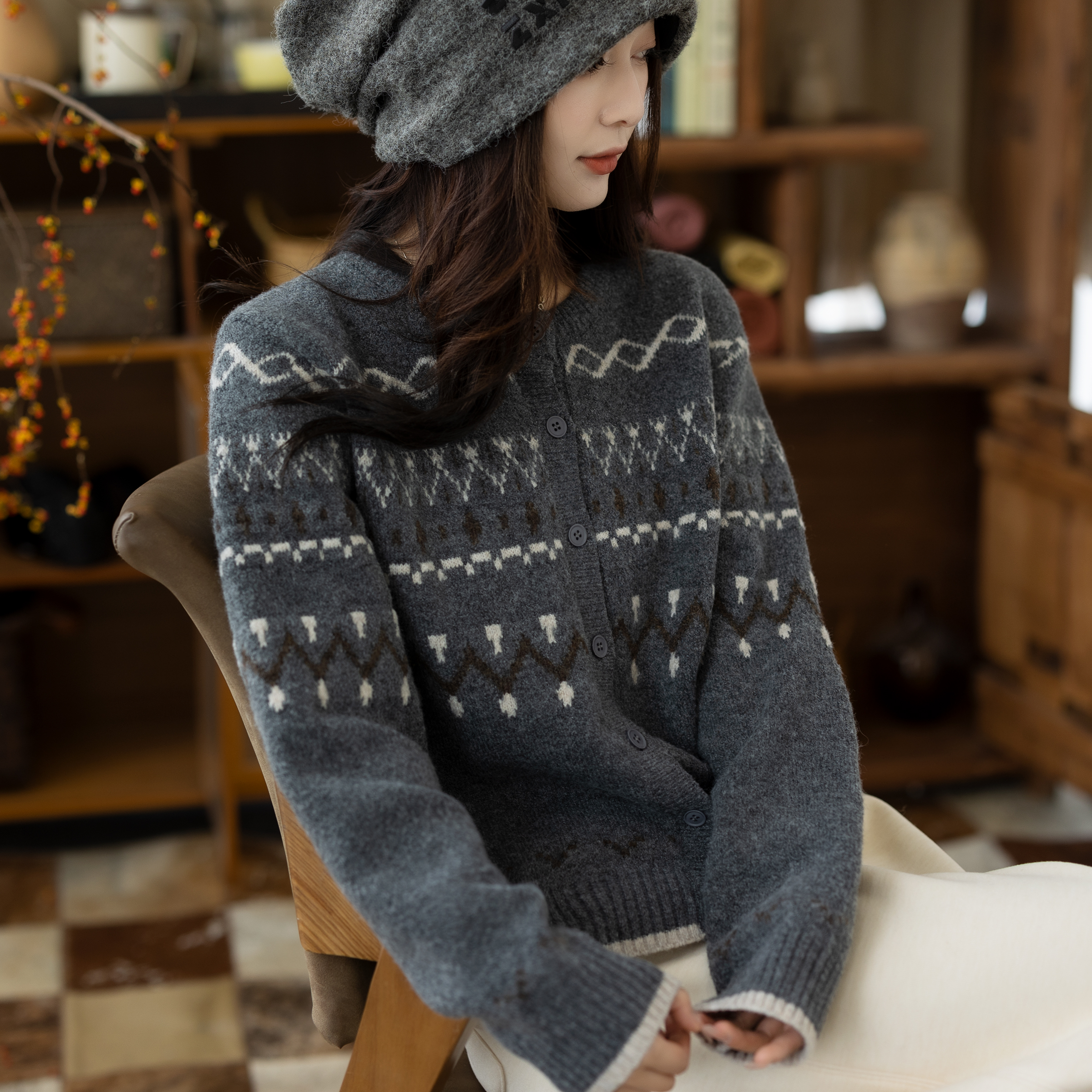 咖咪羽针织衫女秋冬新款休闲流行女士时髦洋气百搭复古女装上衣厚