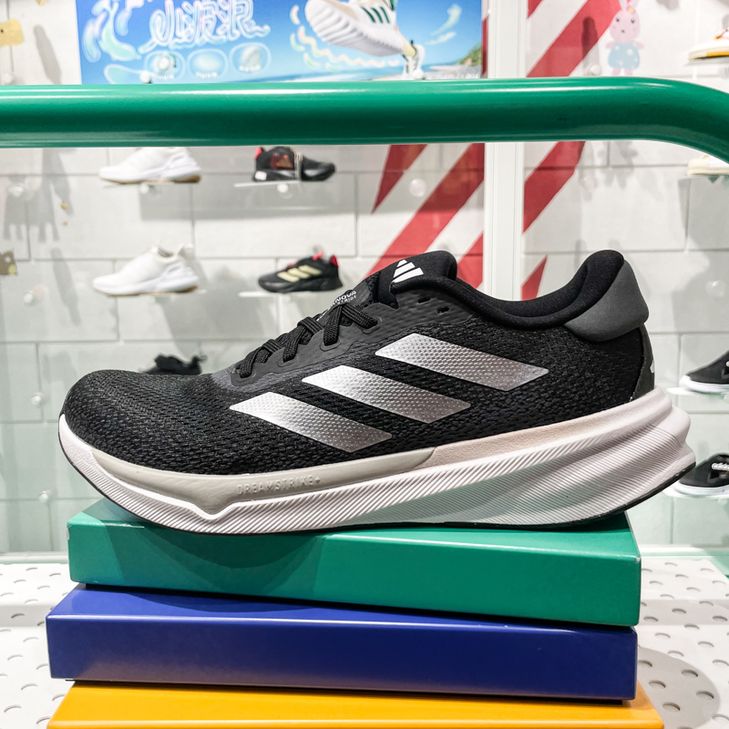 阿迪达斯训练缓震透气网面跑步鞋