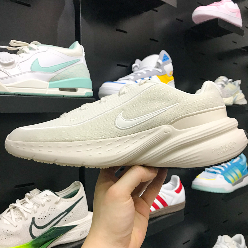 Nike耐克男透气运动休闲鞋