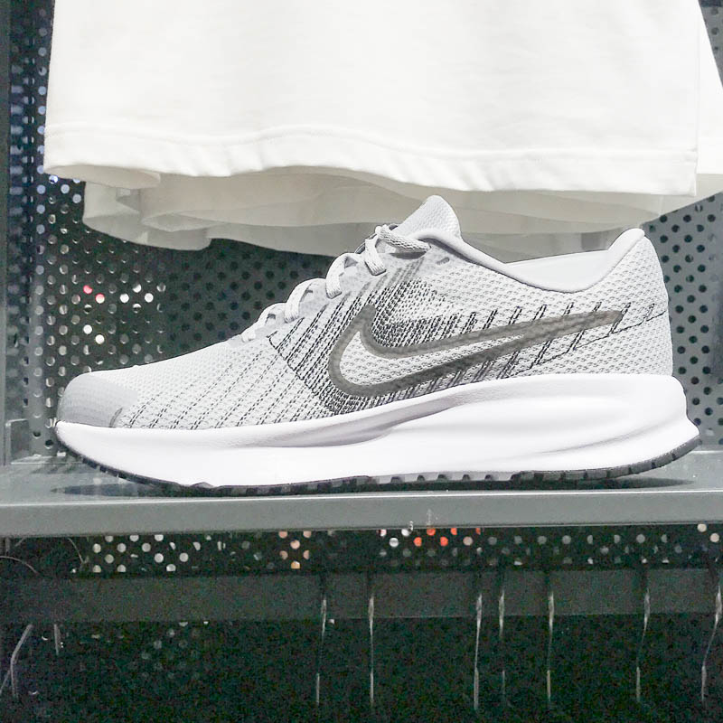Nike耐克男子运动公路跑步鞋