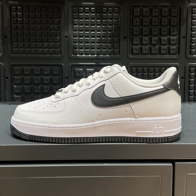 NIKE耐克2025夏男子空军一号百搭耐磨低帮运动休闲板鞋FQ4296-101