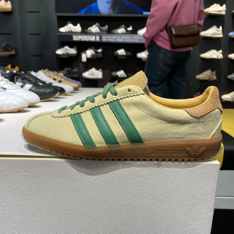 阿迪达斯三叶草男女BERMUDA PIE SHOES经典运动板鞋德训鞋 JR7156