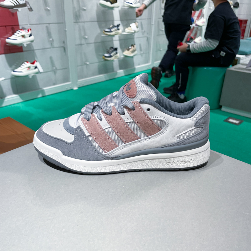 阿迪达斯三叶草男女2025夏季新款耐磨经典篮球风运动鞋板鞋JS3161