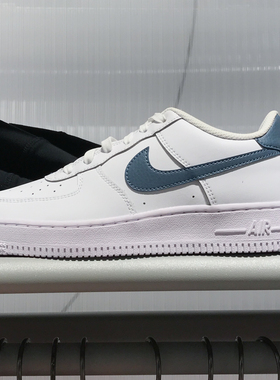 Nike耐克女鞋2025夏Air Force 1大童低帮运动休闲板鞋 FV5948-121