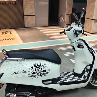 适用25款新大洲本田NS125LA摩托车FELIX菲利克斯猫脚垫装饰贴纸