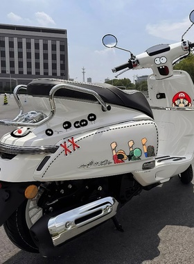 适用于春风150AURA踏板车马里奥卡通车身贴纸贴花版画改装饰配件