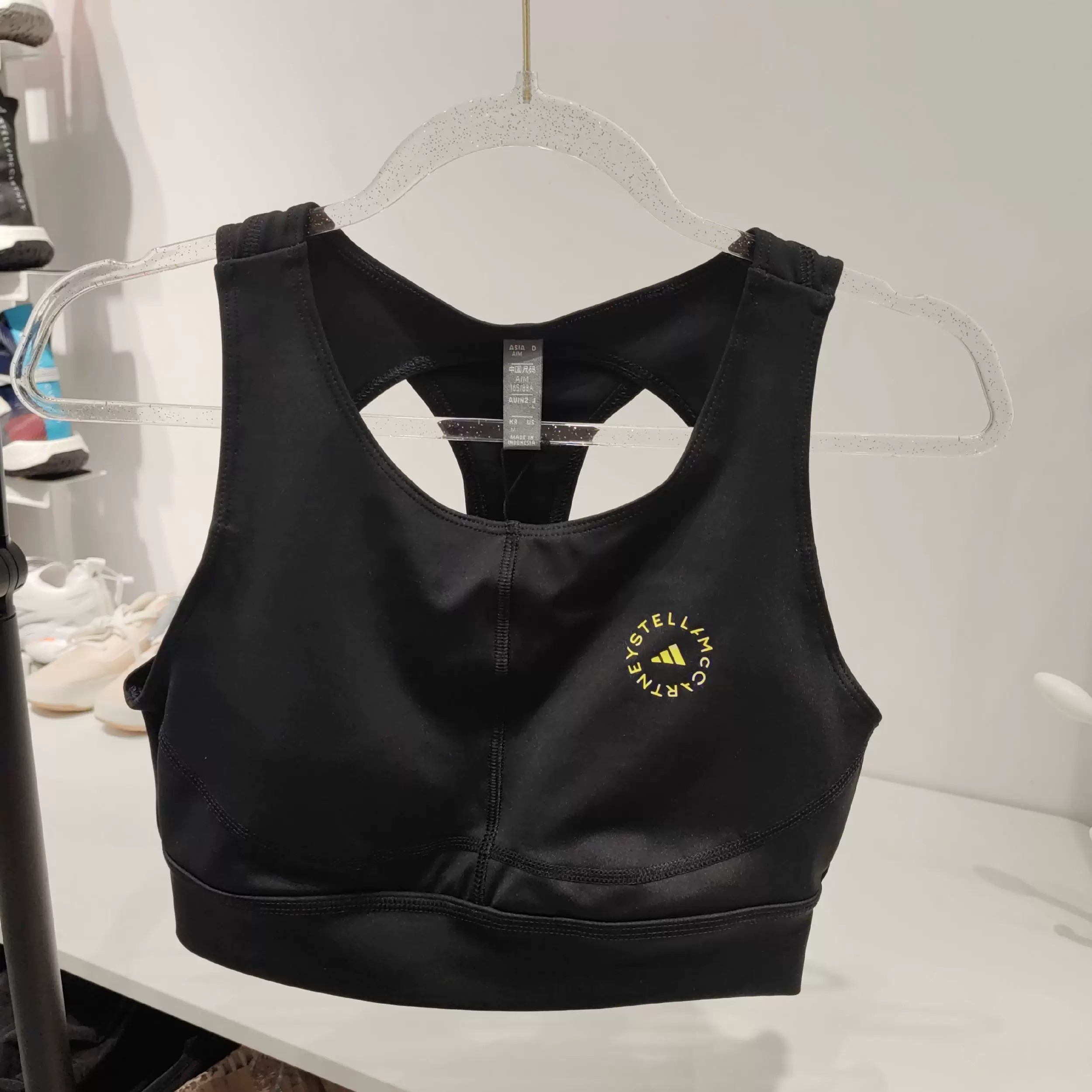 adidasstella运动文胸现货图片