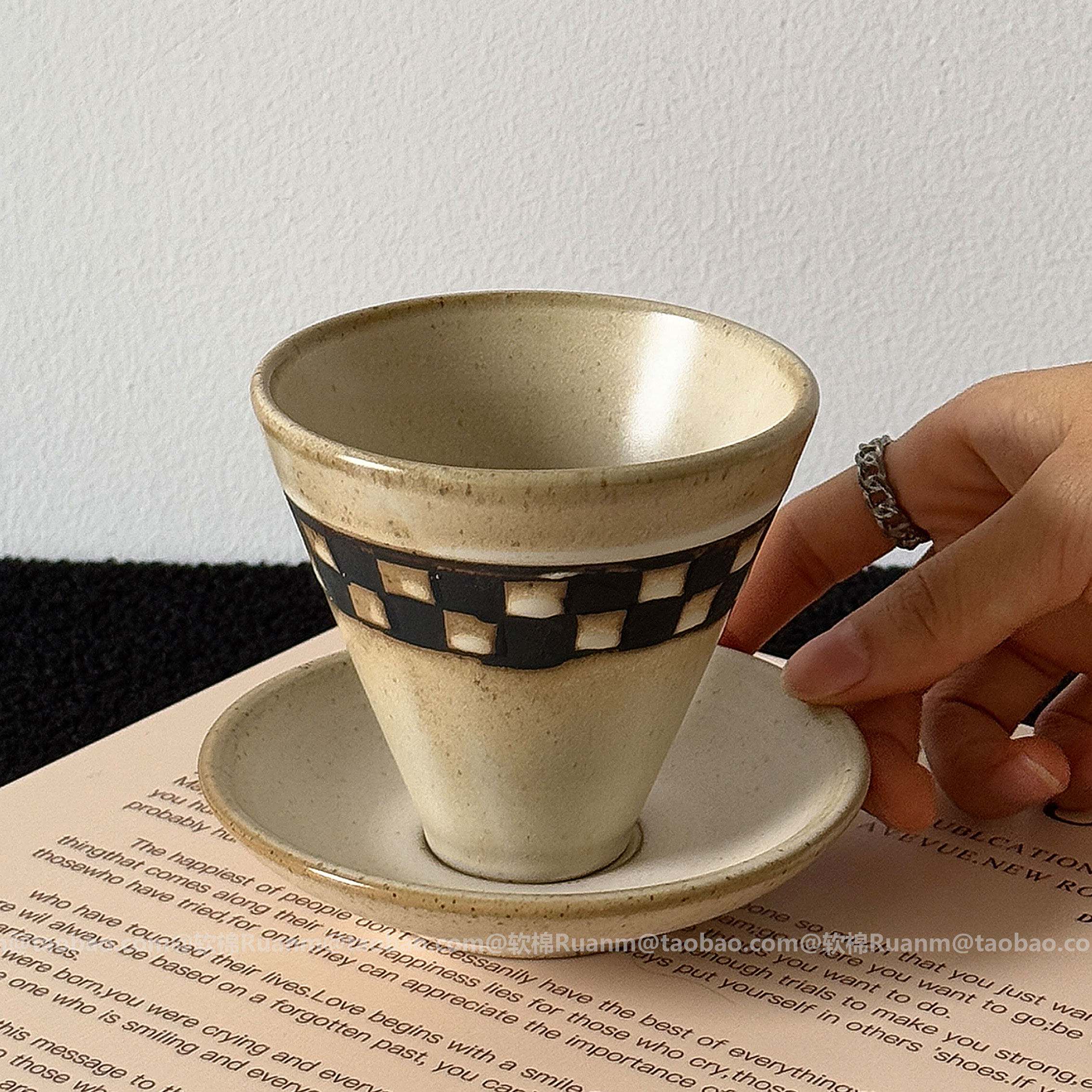 日式复古窑变粗陶方格咖啡杯碟套装手握杯陶瓷杯拿铁拉花杯子礼物