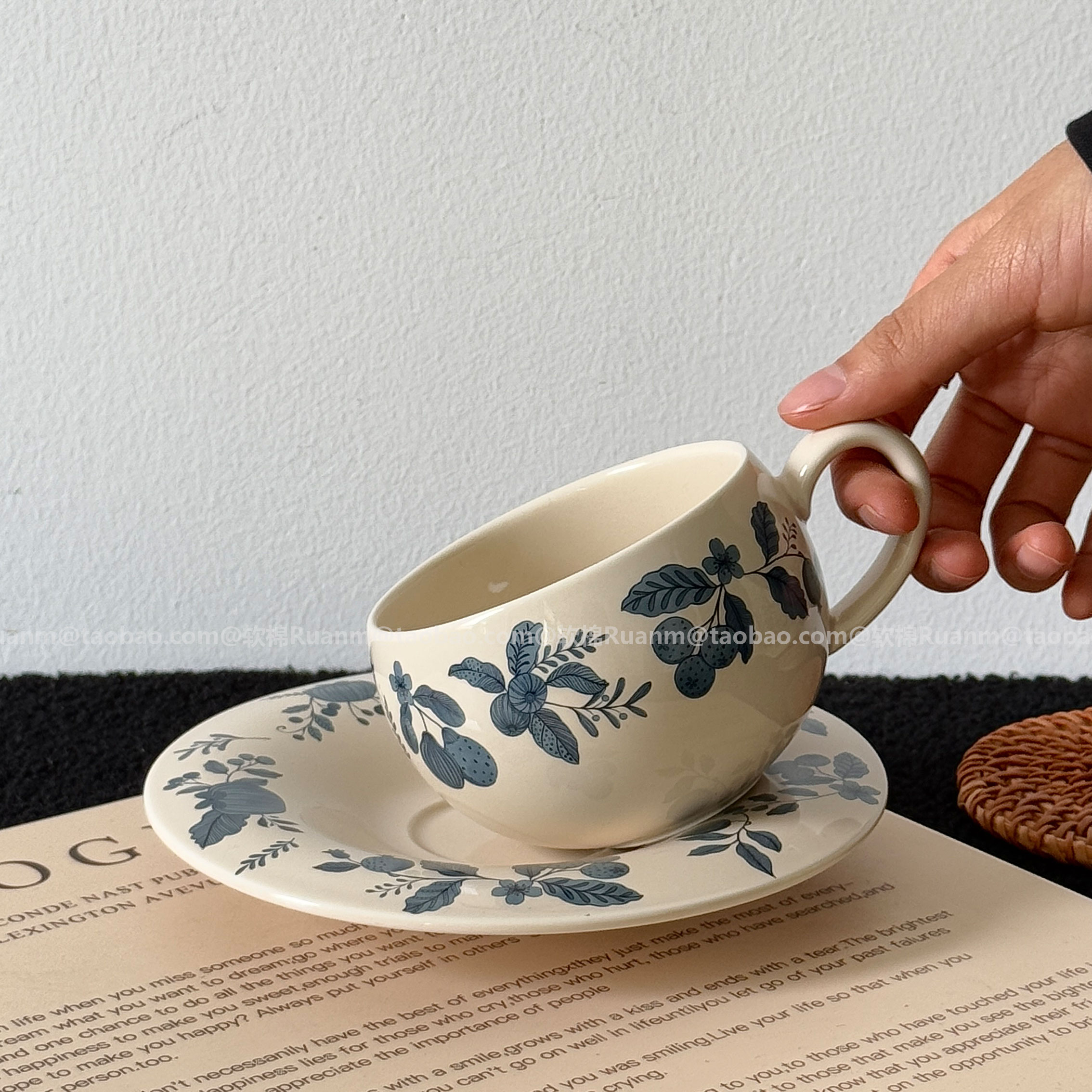 蓝莓硕果陶瓷蛋形杯咖啡杯碟