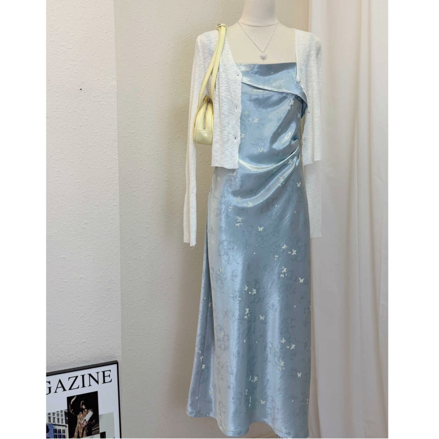 甜茶韩系-26早春自带光泽缎面吊带裙+弹力大的针织开衫两件套套装