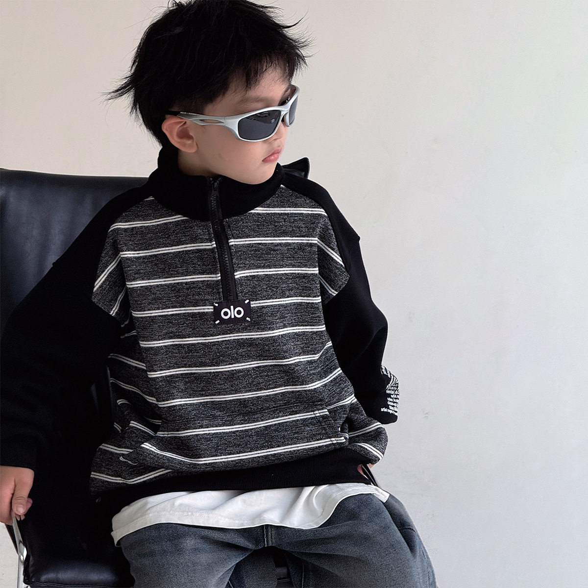 男童款卫衣加绒加厚新款中大童冬季儿童半高领一体绒上衣，童装卫衣/绒衫，摩比熊