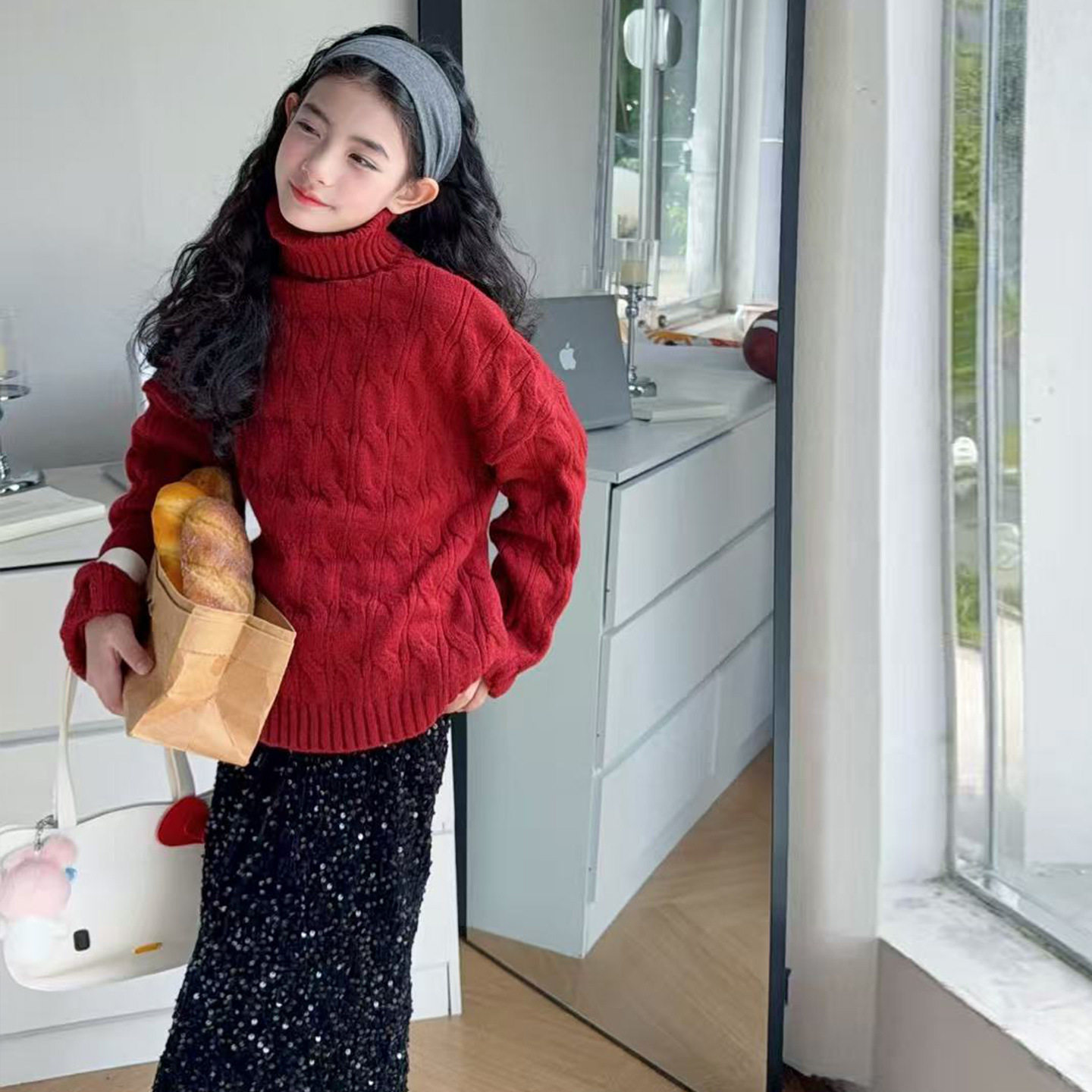 新年红色麻花高领毛衣女秋冬季新款加厚软糯休闲百搭打底针织衫暖，童装毛衣，摩比熊