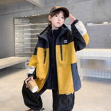 男童冲锋衣三合一可拆卸新款儿童外套秋冬款中大童派克服加厚，童装外套，摩比熊