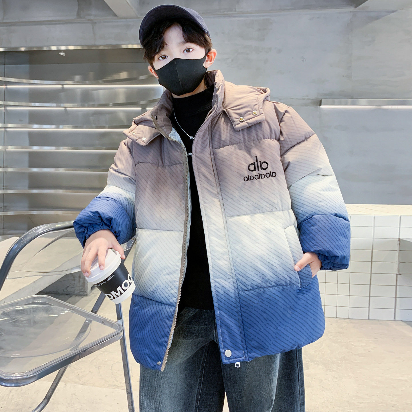 男童冬装渐变格子绣花宽松棉衣大童冬季新款加厚棉袄服潮，童装棉衣，摩比熊