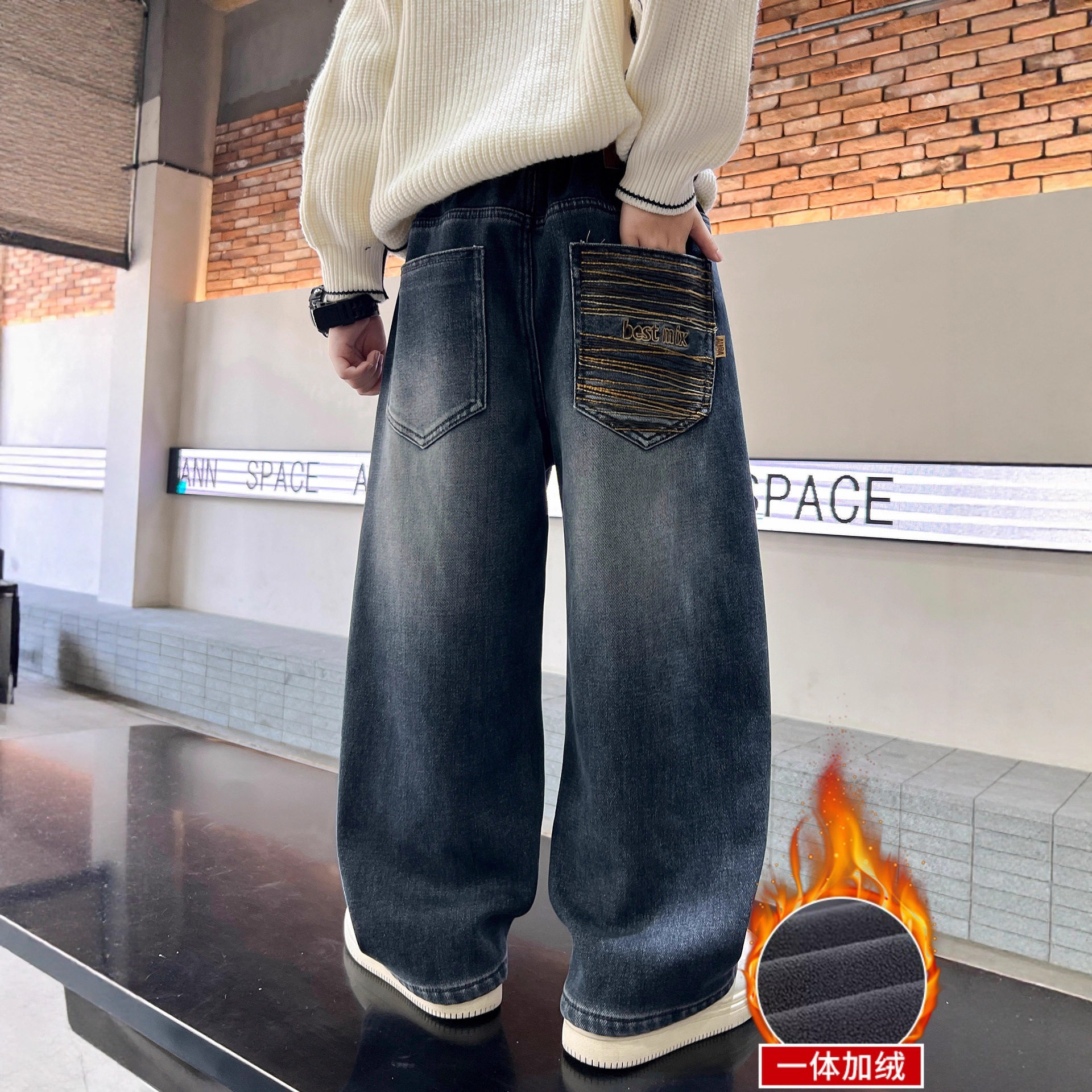 儿童男童加绒牛仔裤新款中大童冬季长裤秋冬款加厚一体绒裤子，童装裤子，摩比熊