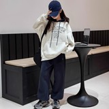 女童卫衣款新款女孩超好看的加绒上衣儿童女大童加厚冬装，童装卫衣/绒衫，摩比熊