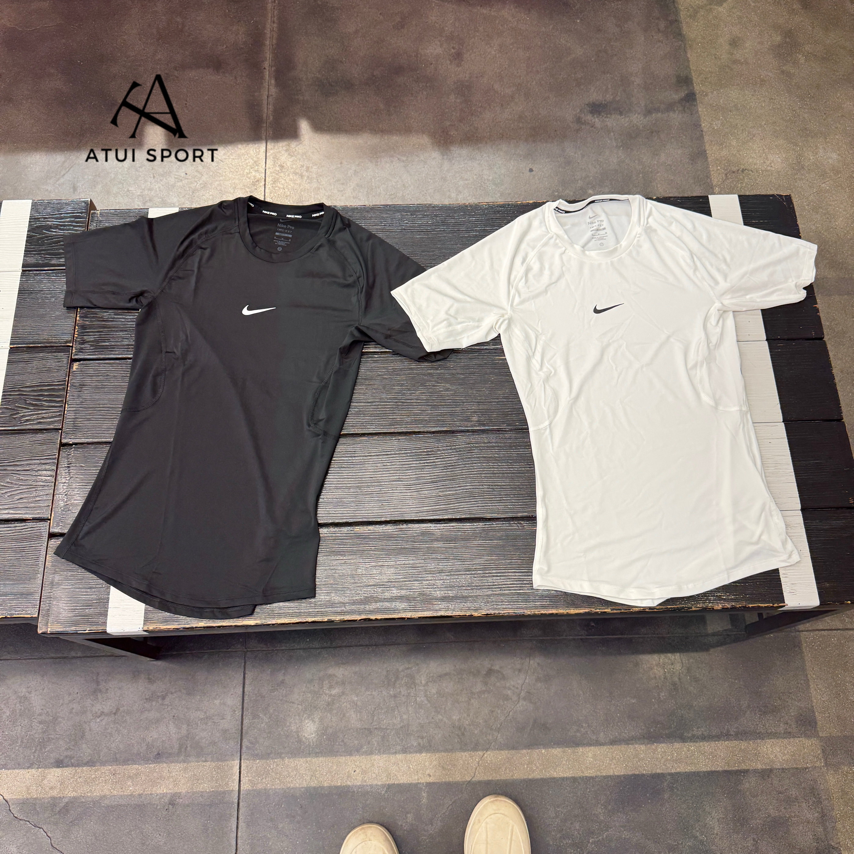 Nike/耐克 PRO男子小勾速干紧身训练运动透气短袖 FB7933-010-100