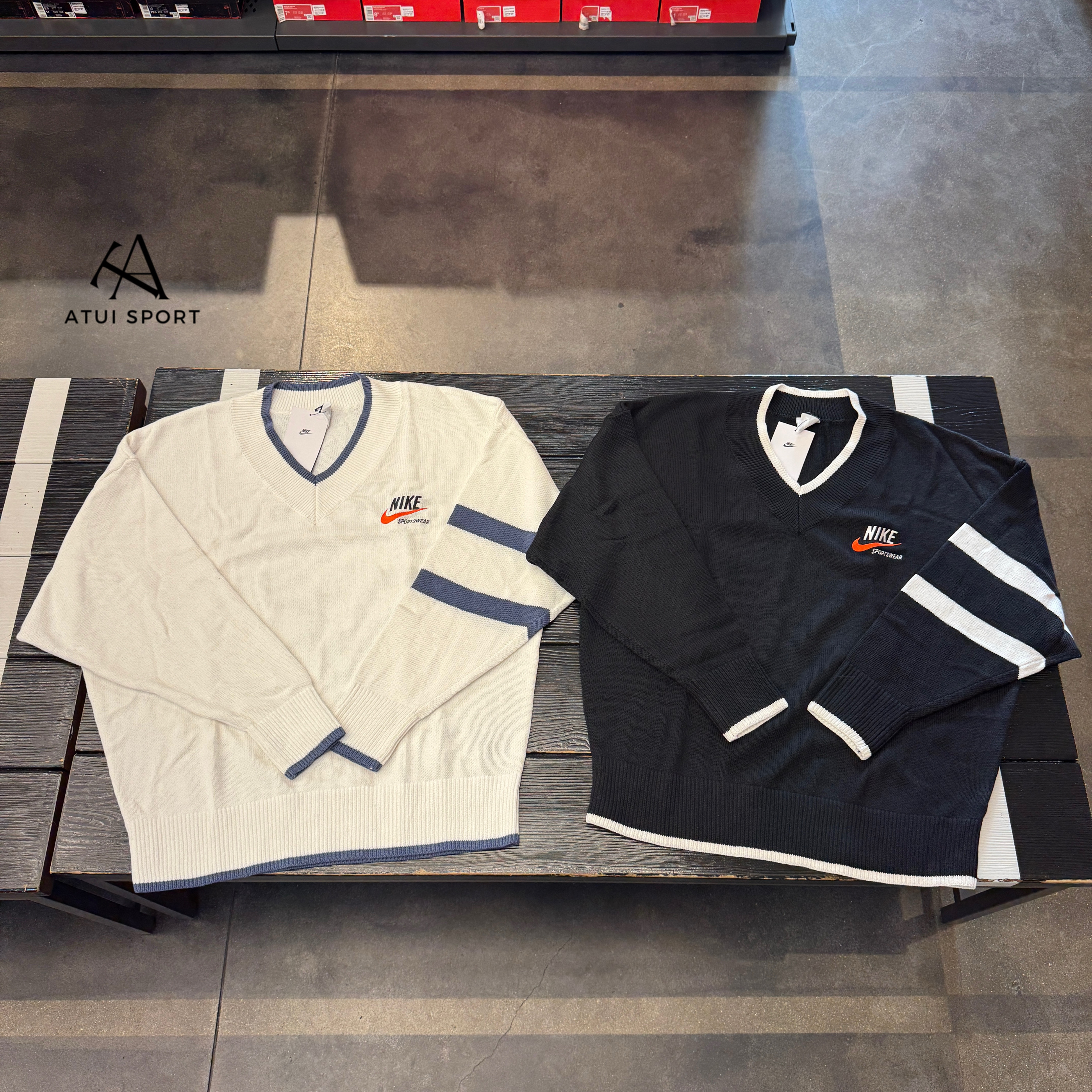 正品NIKE/耐克 NSW刺绣LOGO男V领运动休闲毛衣线衫DX0009-133-010