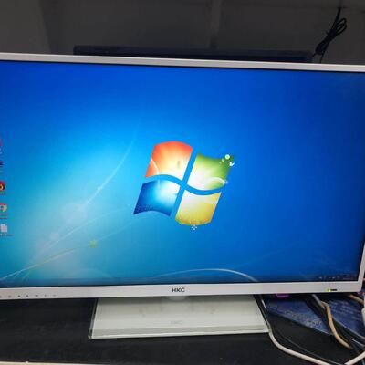 议价hkc 32e9b 32寸直面超薄