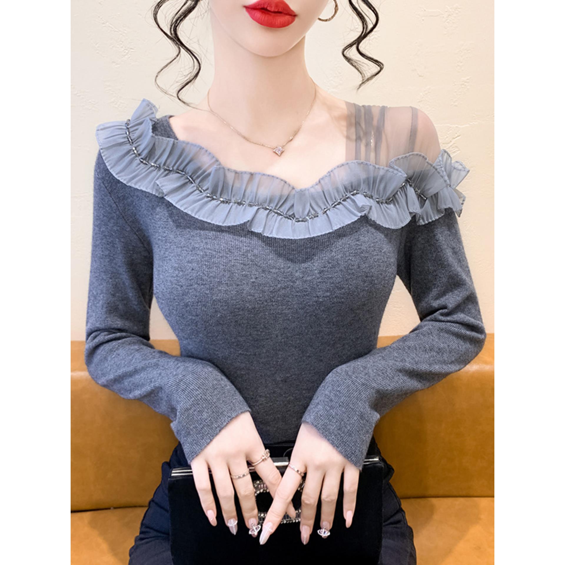 时尚露肩网纱拼接长袖针织衫女秋季洋气钉珠毛衣修身内搭打底上衣