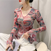 气质上衣内塔修身 女网纱印花时尚 T恤春秋 打底衫 性感镂空V领喇叭袖