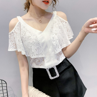 2024夏新款荷叶边钩花蕾丝衫女显瘦百搭心机镂空露肩V领雪纺上衣